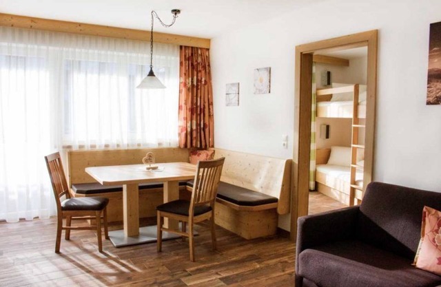 Nice - bright Non smoking apartment in a quiet and sunny location at the edge of the forest