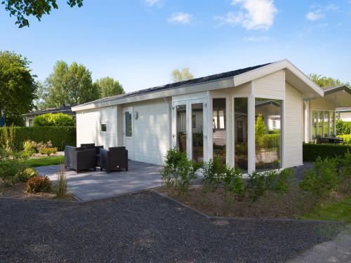 Nice chalet with dishwasher recreation area