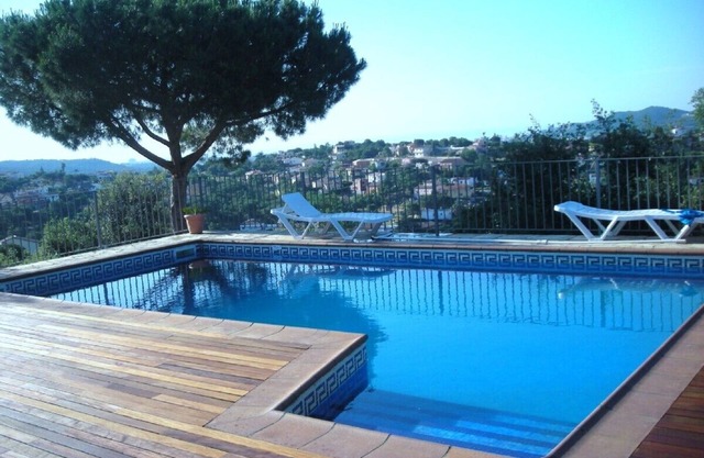 NICE DETACHED FAMILY VILLA, PRIVATE POOL & AMAZING VIEWS