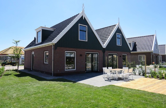 Nice holiday home on the Markermeer