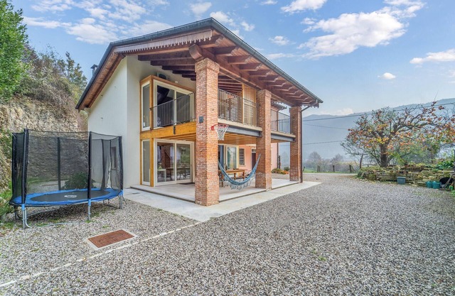 Nice home in Arcugnano with WiFi