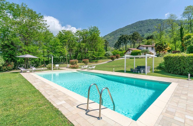 Nice home in Camaiore LU