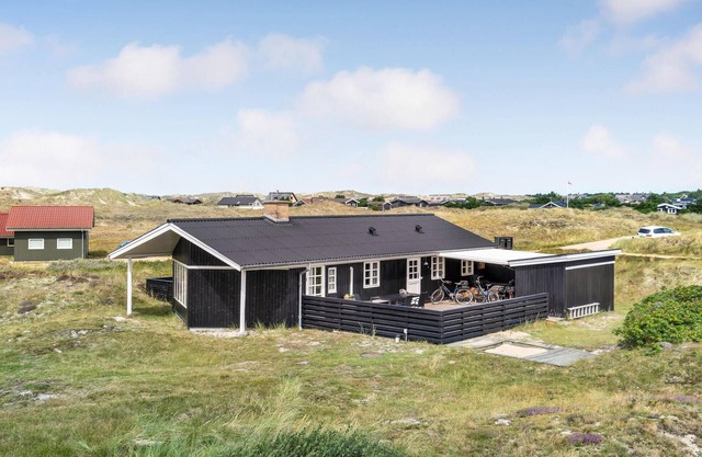 Nice home in Fanø with kitchen