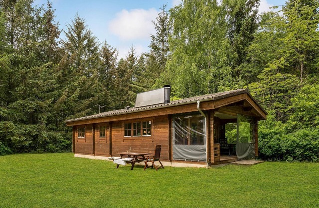Nice home in Herning with WiFi