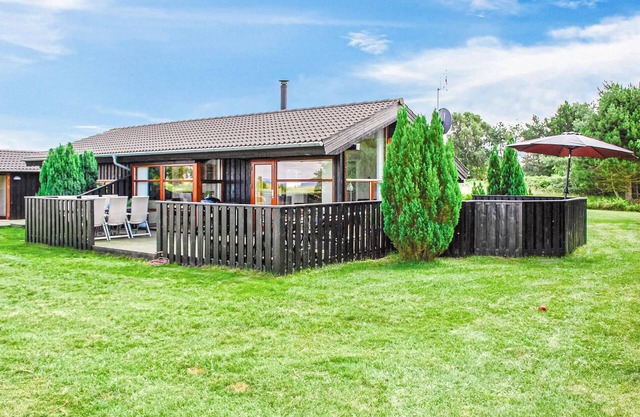 Nice home in Knebel with sauna