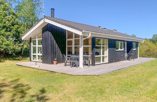 Nice home in Knebel with house sea view
