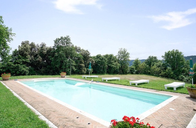 Nice home in Manciano