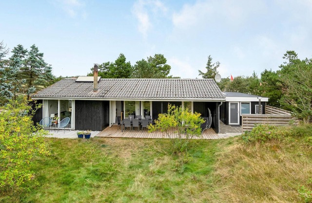 Nice home in Nørre Nebel with sauna