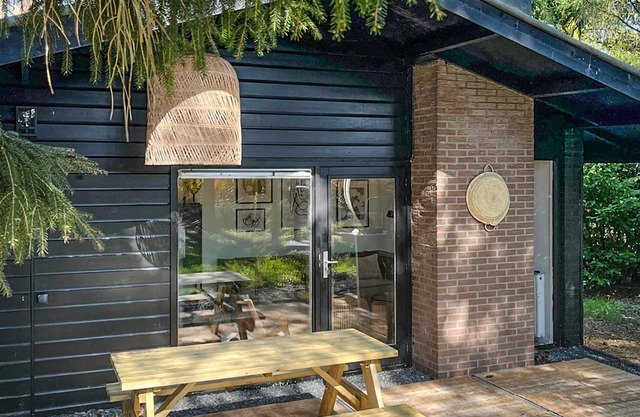 Nice home in Rheezerveen with sauna