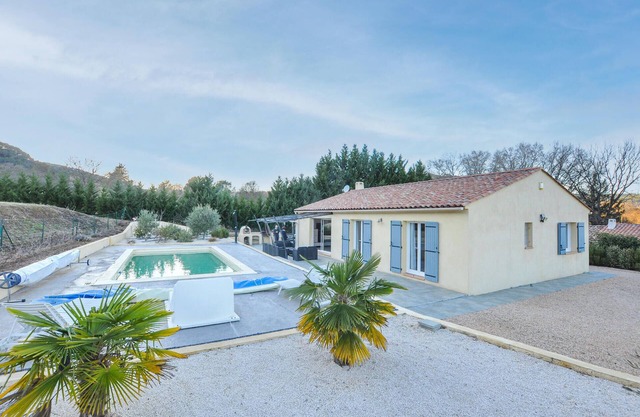 Nice home in Salernes