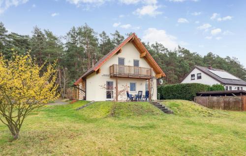 Nice Home In Schenkendöbern With Wifi