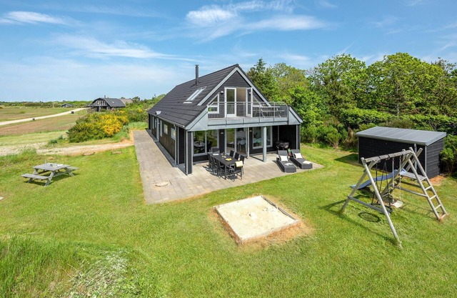 Nice home in Skjern with kitchen