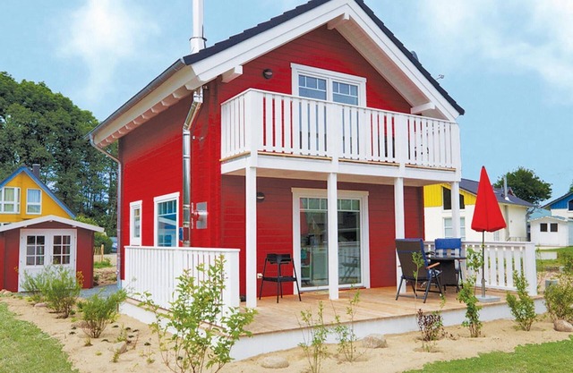 Nice home in Süssau/Ostsee with sauna