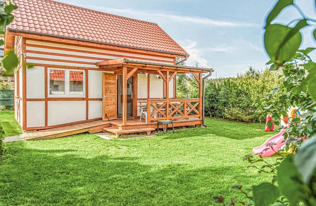 Nice home in Ustka-Przewloka with WiFi