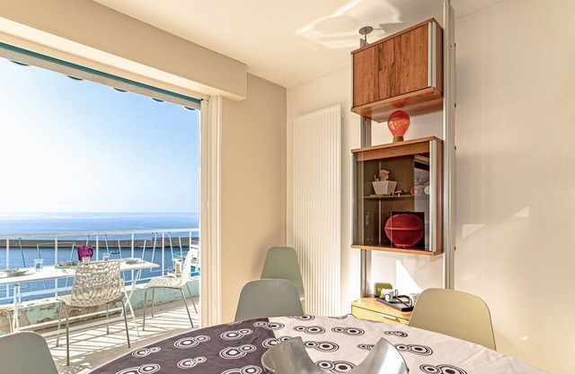 NICE PORT BLUE SHORE - SUPERB 4 ROOMS IN WATERFRONT