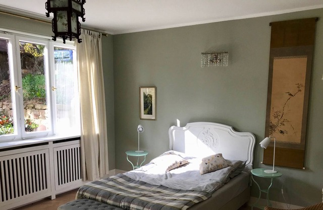 Nice, quiet apartment near the clinic and university