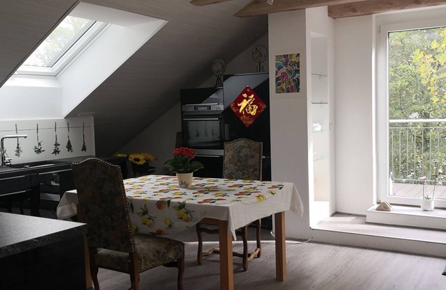 Nice roof apartment with balcony u. parking spot