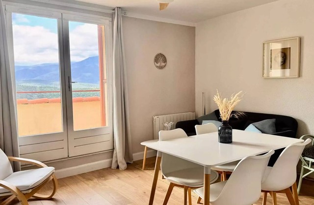 Nice T2 with balcony for 2 people