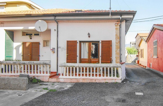 Nice vacation home not far from the Tuscan coast.