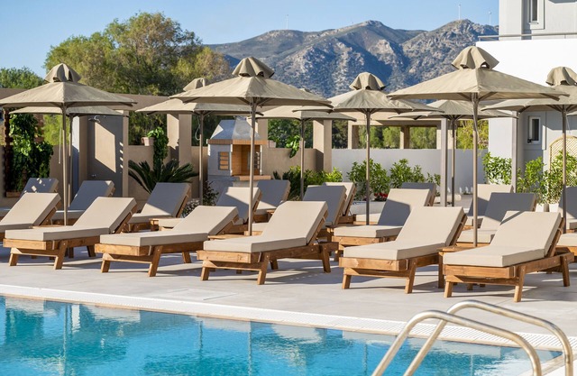 Nicolas Grand Suites - Adults Only