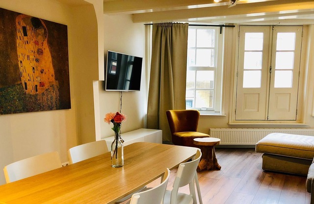 Nieuwendijk Apartment in Center