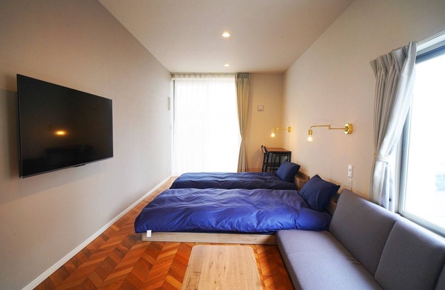 Niijima Guesthouse Etcetra can accommodate up to/Niijimamura Tokyo