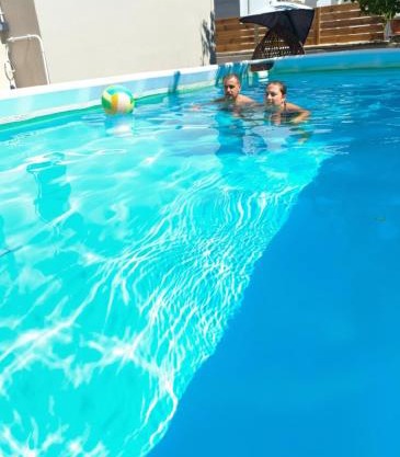 Niki's House