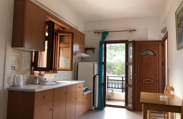 Nikos Apartments A3 - One Bedroom Apartment, Sleeps 5