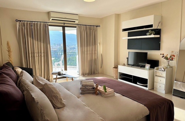 Nimman,Hillside,Mountain View