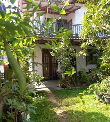 Nimsara Villa Hikkaduwa