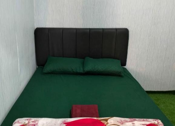 Nio Homestay and Tour