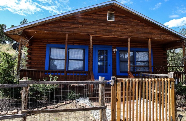 Nirvana Southwest Mountain Cabin