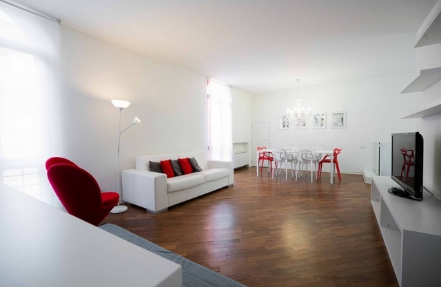 Nizza · Large modern house on 2 floors in the heart of Verona