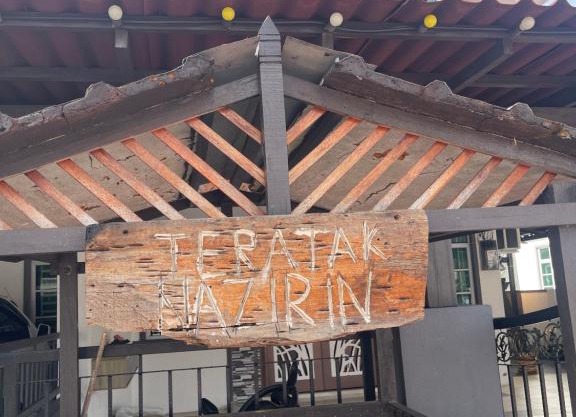 NO 121 NAZIRIN HOMESTAY TMN DESA MANJUNG