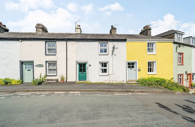 NO. 7, family friendly, character holiday cottage in Spark Bridge