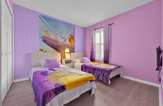 No cleaning Fee/Kid Friendly/Home Theatre/Pool/Close 2 Disney/Regal Palms Resort