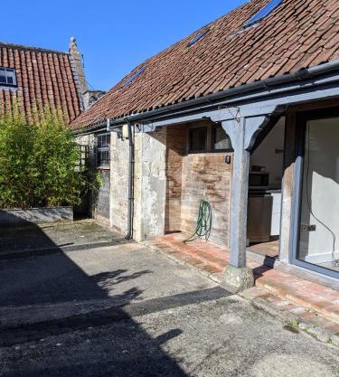 No1 The yard, Regilbury Court, Winford