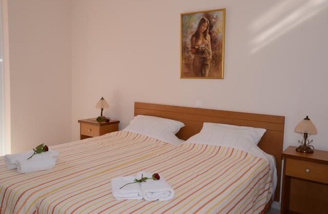No11 Studio Apartment for 3 people