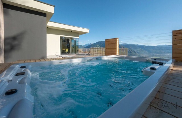 NoAN Panorama Suite Dickens