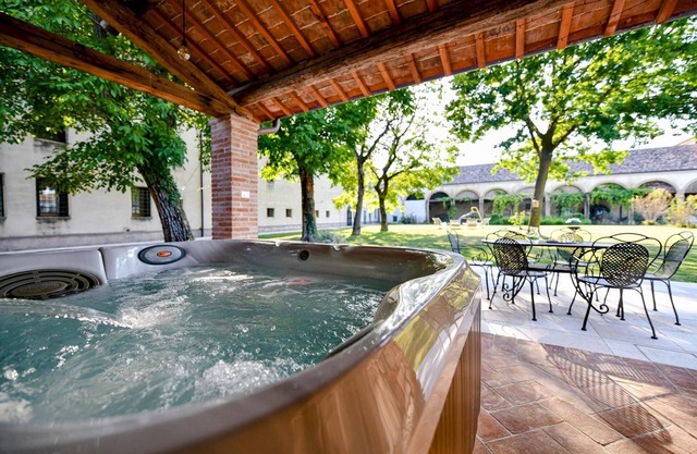 Noci apartment with two bedrooms and one bathroom on the first floor (apartment 3)