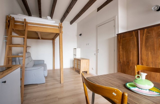 Nolo Urban retreat | Close to M1