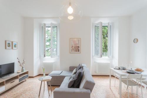 Nonna Tere Apartment by Rent All Como