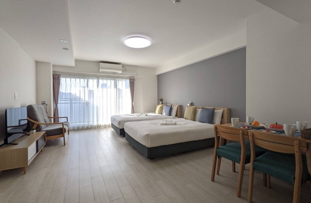Nonsmoking Top floor Double bed x2 Standard /Osaka Ōsaka