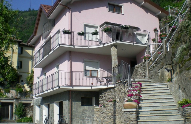 Nora Holiday House - Lake Como - Bikes & Bikers Home