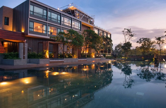 North Hill City Resort