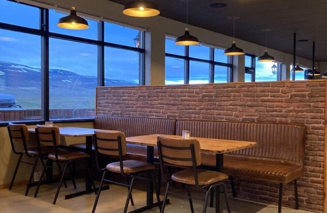North West Restaurant & Guesthouse
