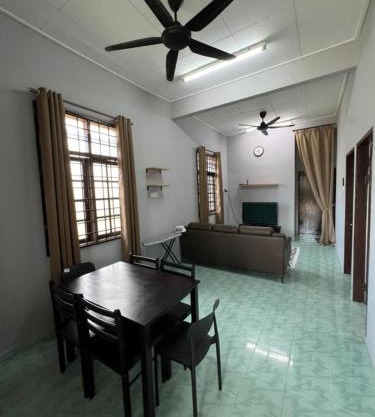 NovaHaus2 Homestay Gong Badak