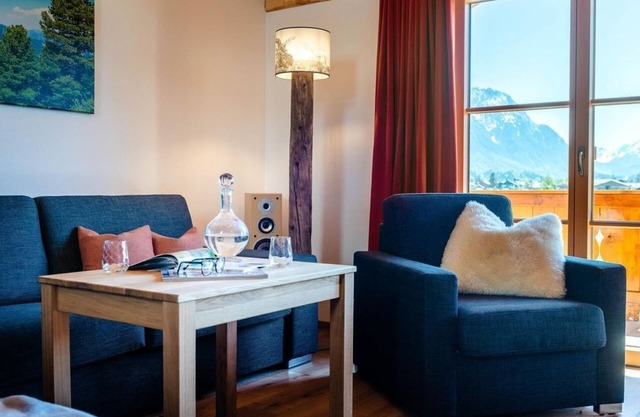 "Nr. 2" apartment Wetterstein, 2 bedrooms, shower, WC - Geierstanger, country house
