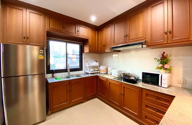 NT Place Sukhumvit Suites