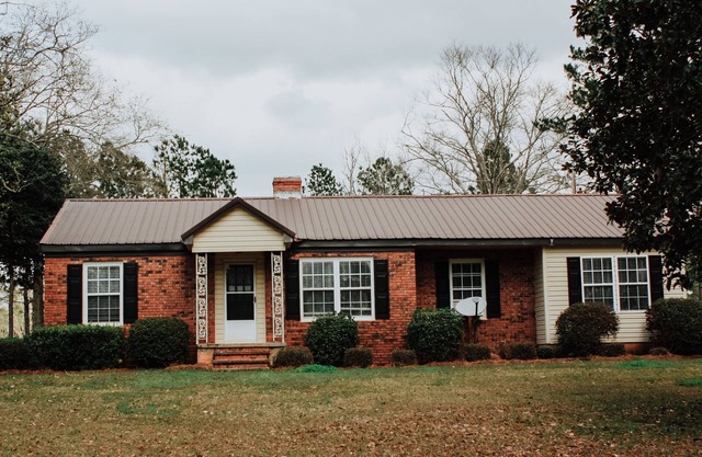 Nubbintown UP House Great Stay for Family or Work